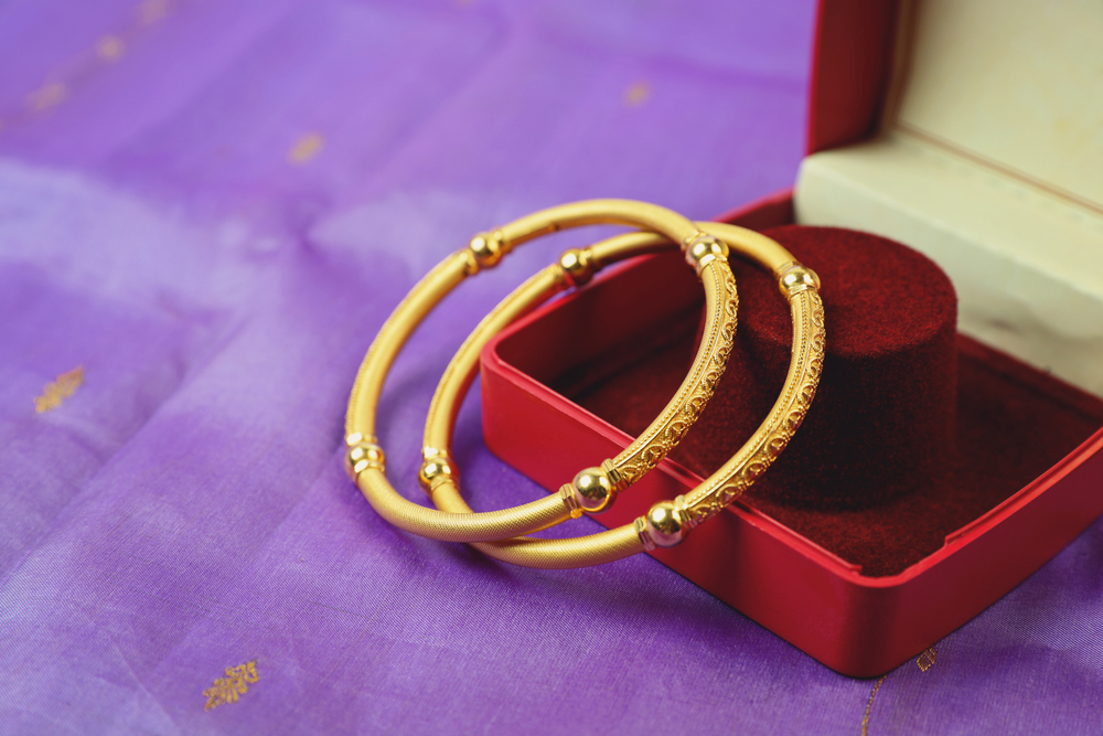 22k gold bangles designs with price