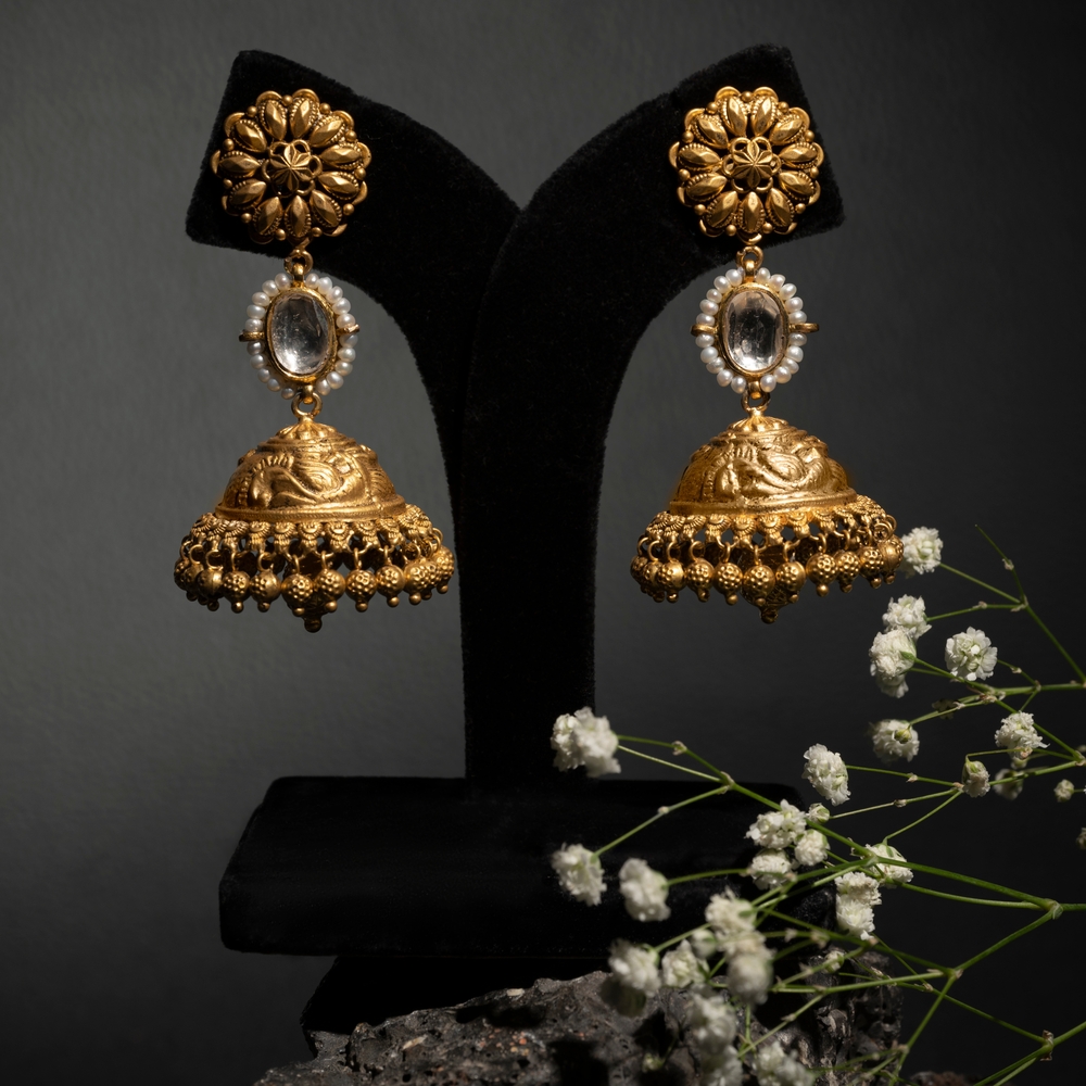 Buy 18k gold earrings for everyday
