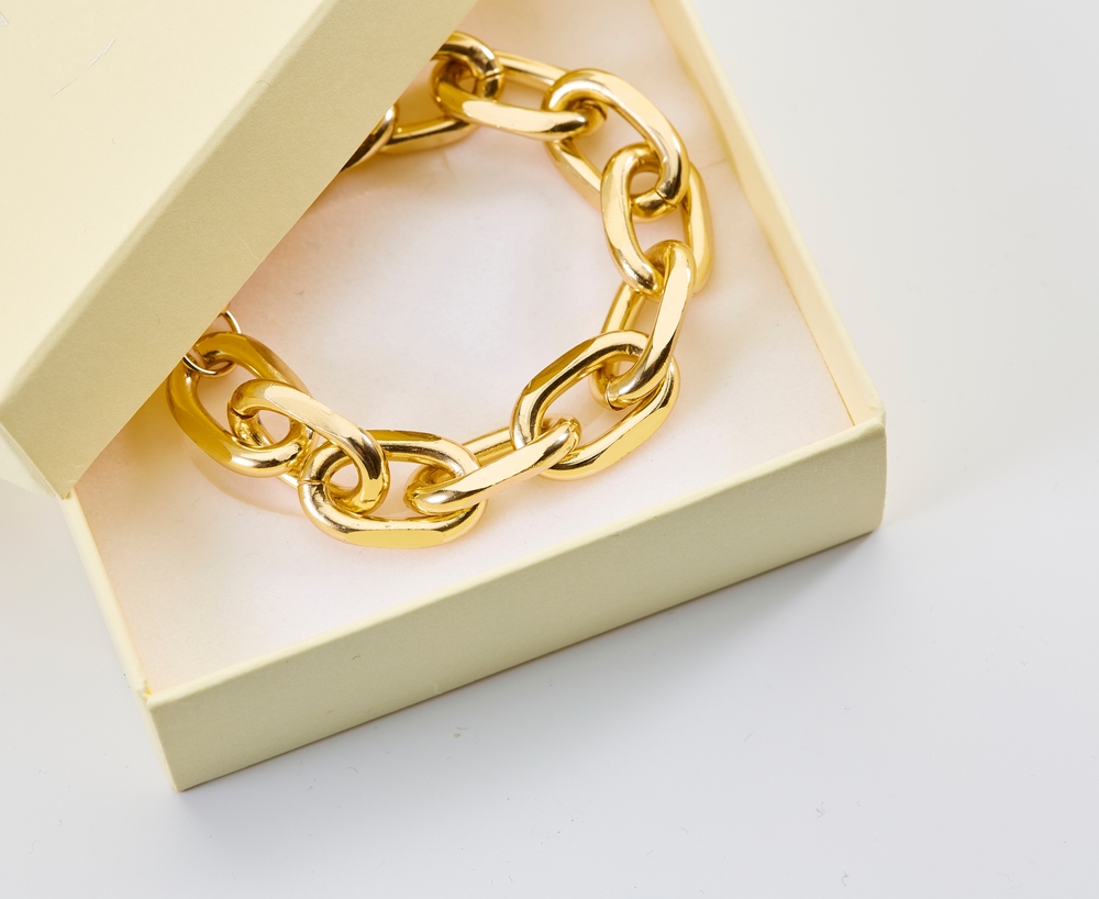 buy gold bracelet for navratri