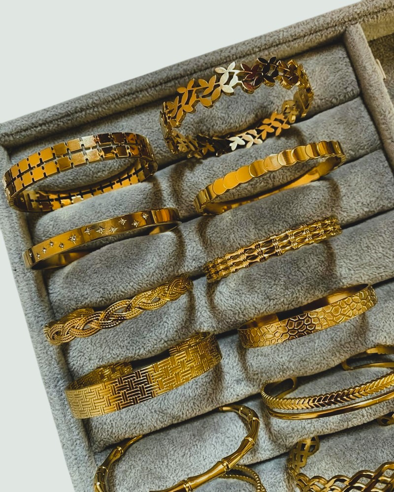 gold bracelets for women